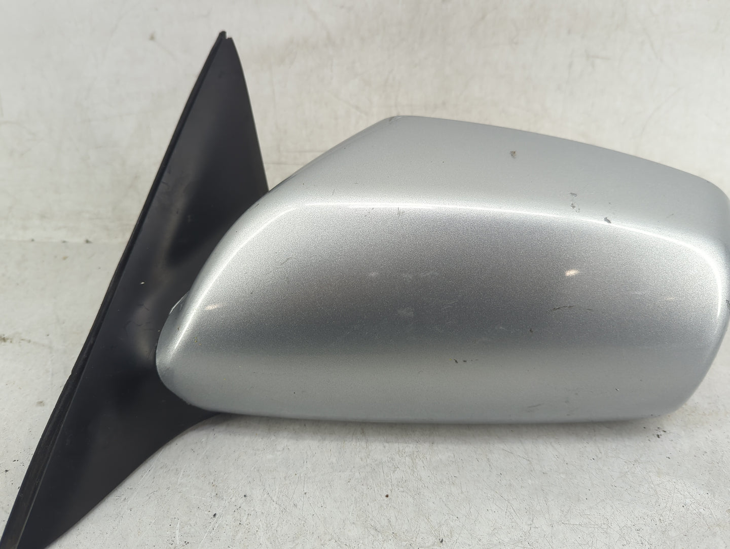 2007-2011 Toyota Camry Driver Side View Mirror - Left Door Mirror OEM Used - Oemusedautoparts1.com