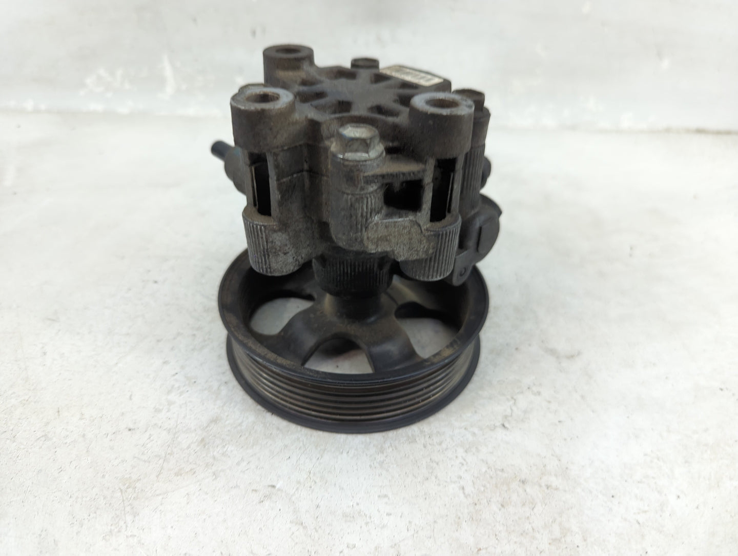 2002-2009 Toyota Camry Power Steering Column Pump Oem - Oemusedautoparts1.com