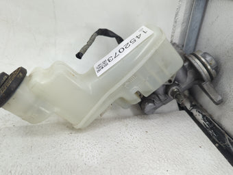 compare product 2007-2011 Toyota Camry Brake Master Cylinder 1452073