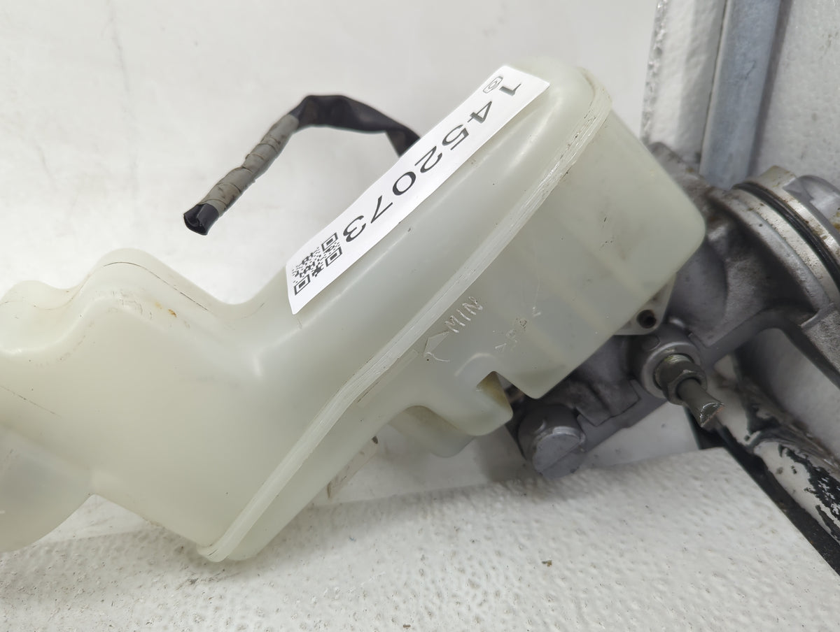2007-2011 Toyota Camry Brake Master Cylinder 1452073 - Oemusedautoparts1.com