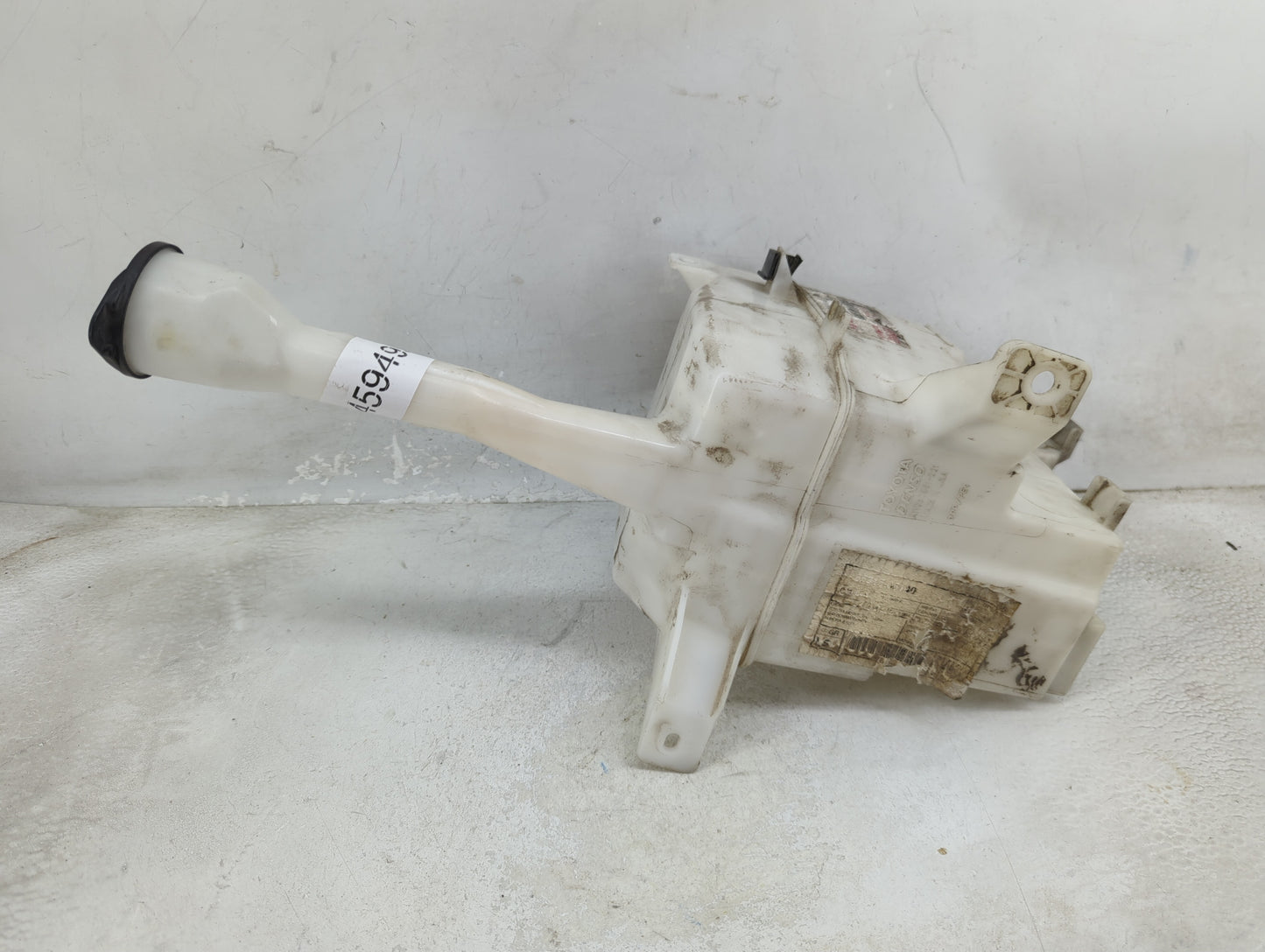 2007-2011 Toyota Camry Windshield Washer Fluid Reservoir Bottle Oem 1459495 - Oemusedautoparts1.com