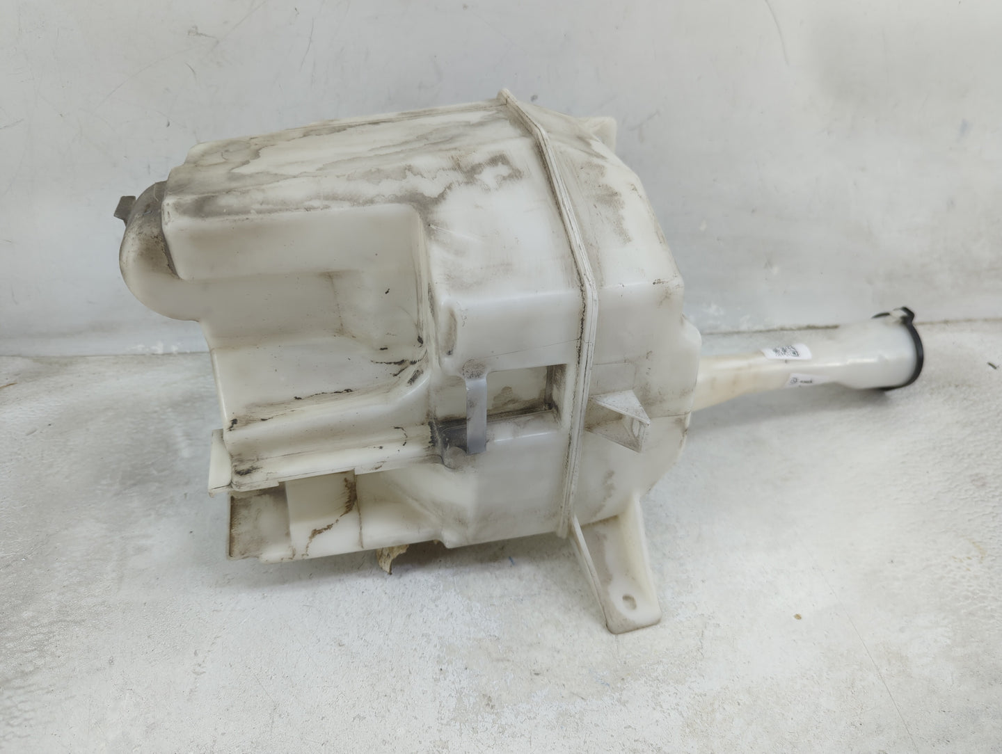 2007-2011 Toyota Camry Windshield Washer Fluid Reservoir Bottle Oem 1459495 - Oemusedautoparts1.com