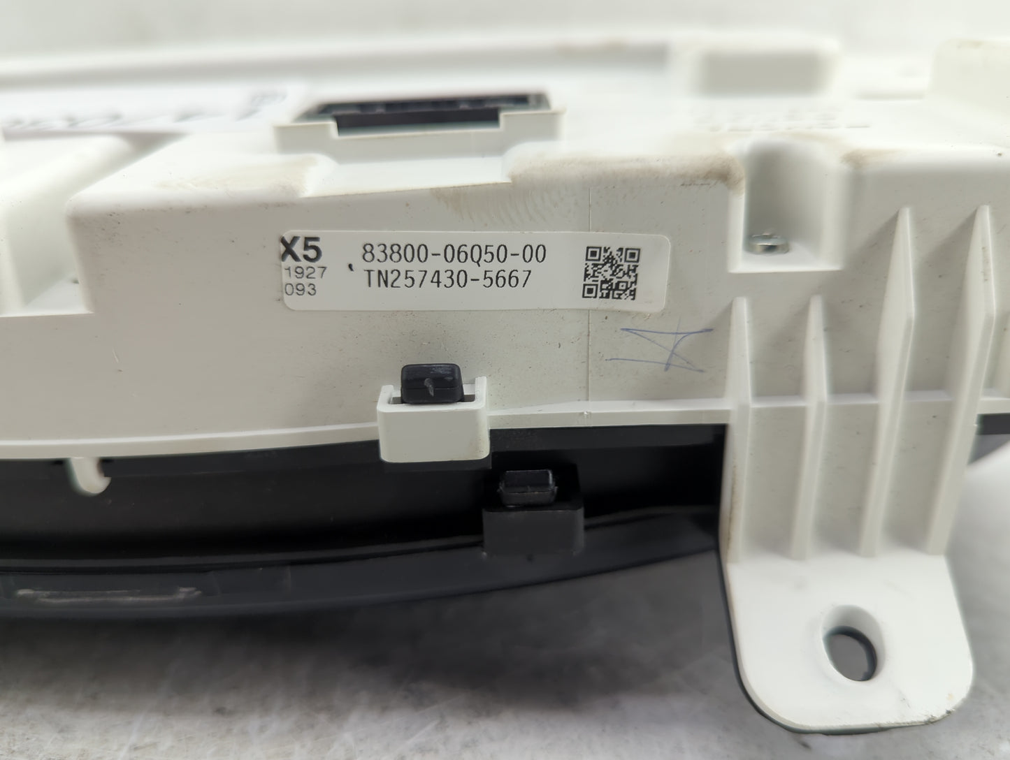 2007-2009 Toyota Camry Instrument Cluster Speedometer Gauges P/N:83800-06Q50-00 TN257430-5667 Miles:69K Fits Fits 2007 2008 