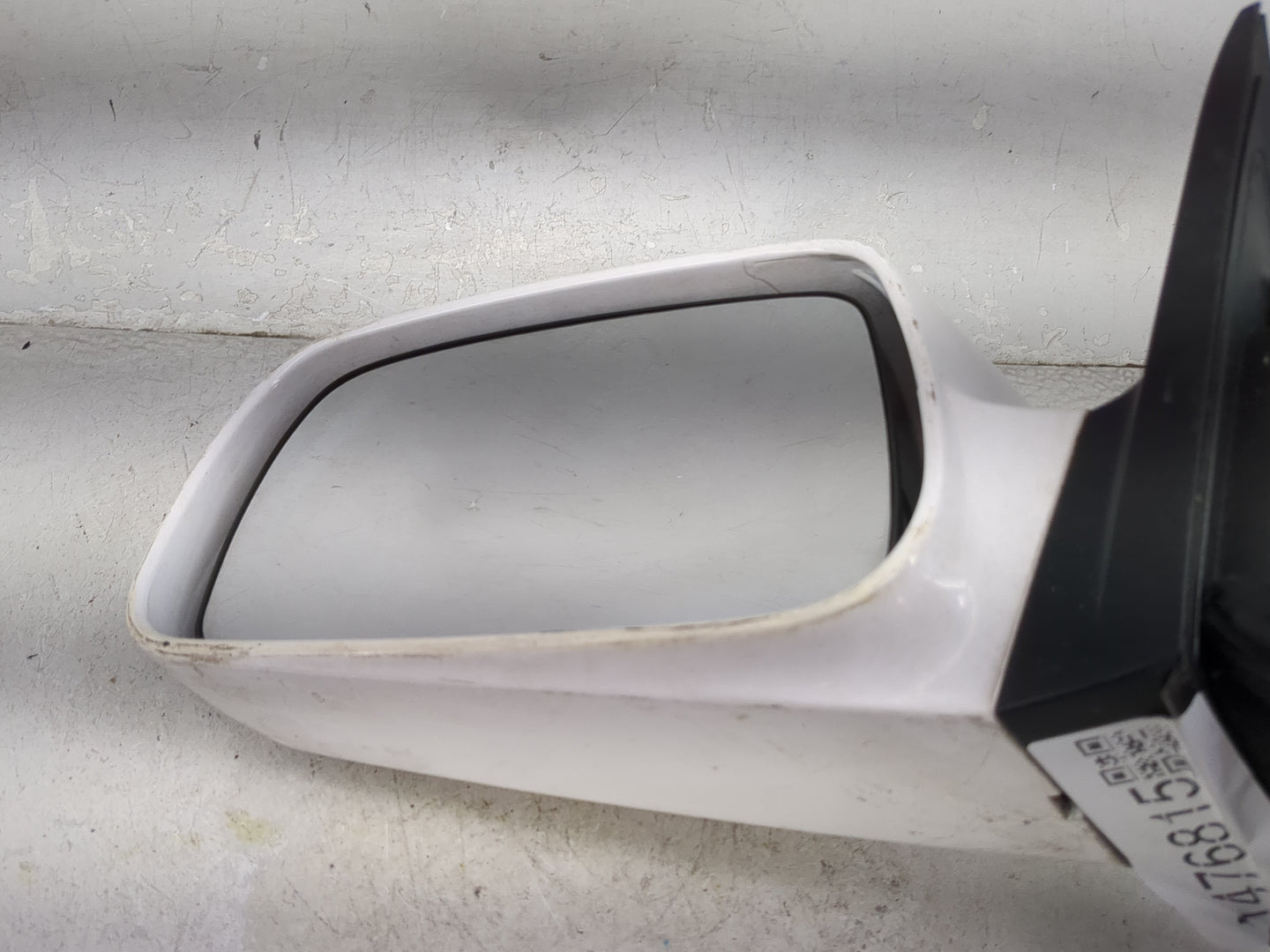2007 Toyota Camry Driver Side View Mirror - Left Door Mirror OEM Used - Oemusedautoparts1.com