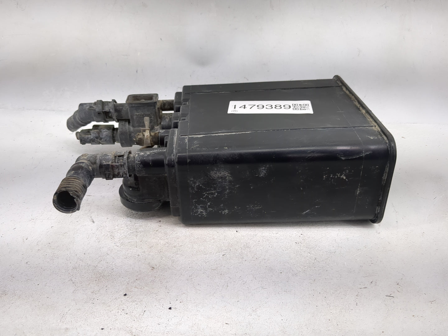 2007 Toyota Camry Fuel Vapor Charcoal Canister - Oemusedautoparts1.com