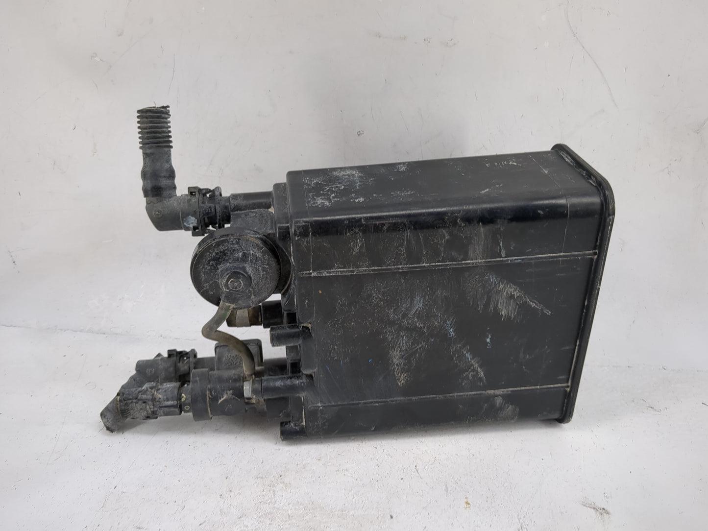 2007 Toyota Camry Fuel Vapor Charcoal Canister - Oemusedautoparts1.com