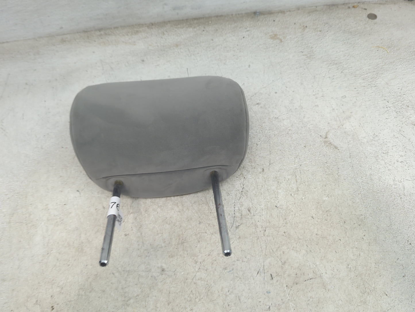 2007 Toyota Camry Headrest Head Rest Front Driver Passenger Seat Fits OEM Used Auto Parts - Oemusedautoparts1.com