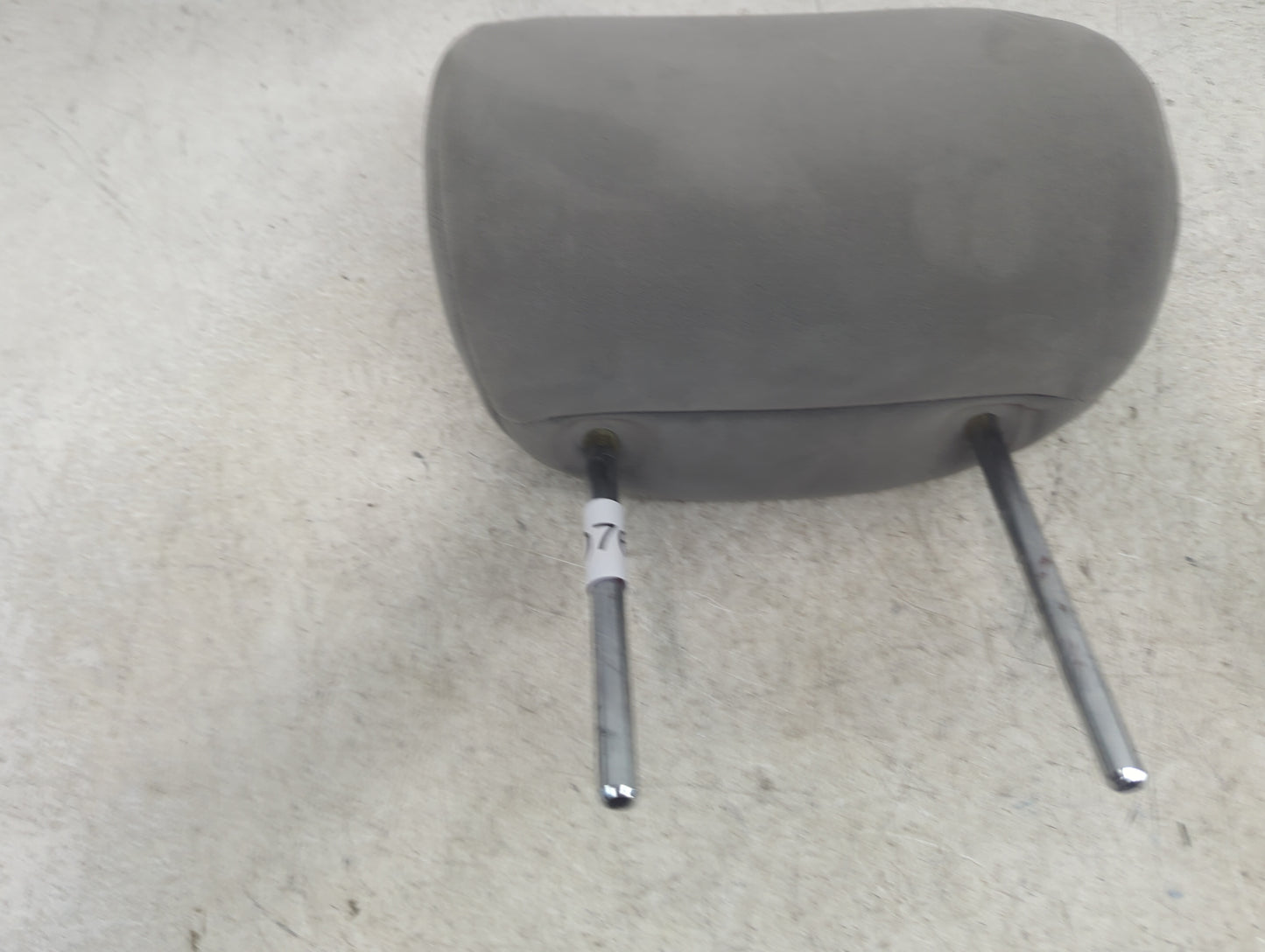 2007 Toyota Camry Headrest Head Rest Front Driver Passenger Seat Fits OEM Used Auto Parts - Oemusedautoparts1.com