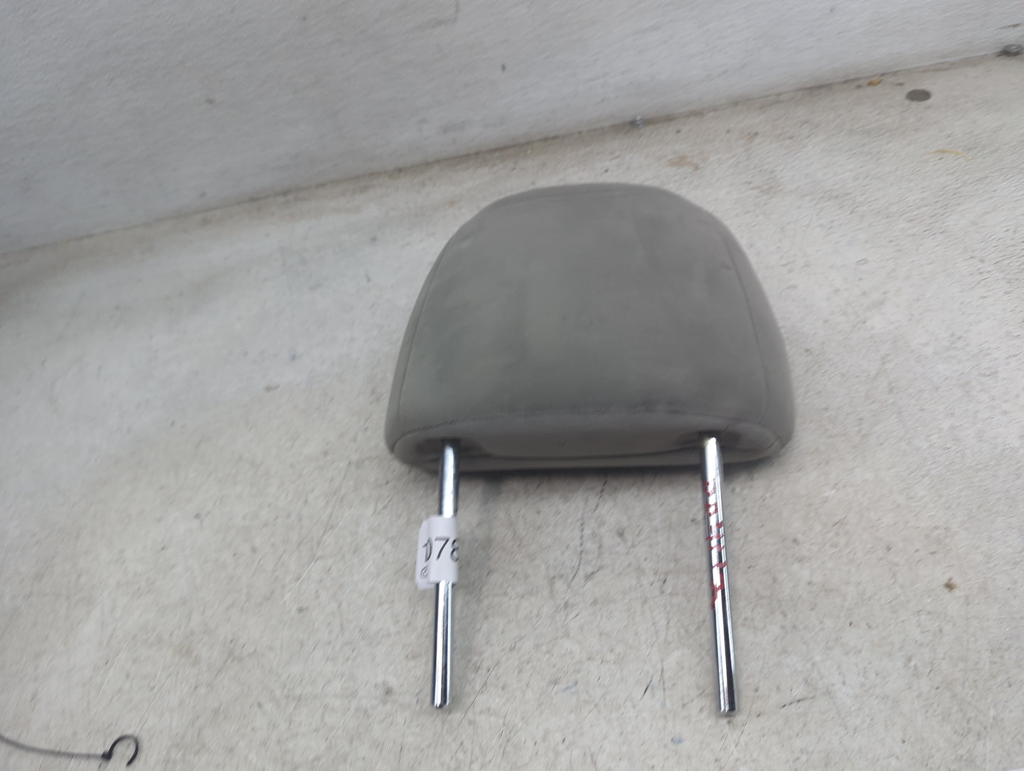 2007 Toyota Camry Headrest Head Rest Front Driver Seat Gray - Oemusedautoparts1.com