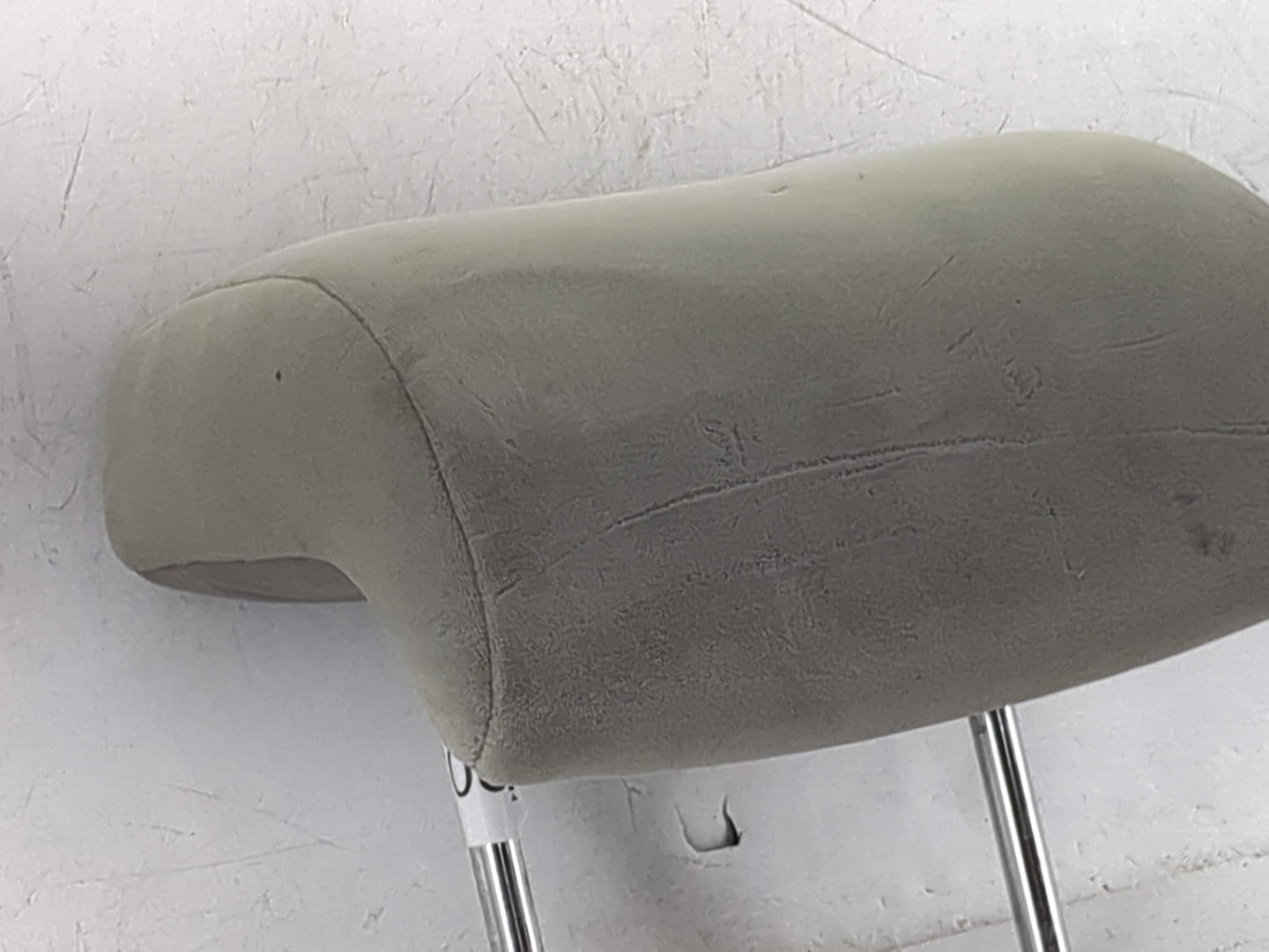 2007 Toyota Camry Headrest Head Rest Front Driver Passenger Seat Fits OEM Used Auto Parts - Oemusedautoparts1.com