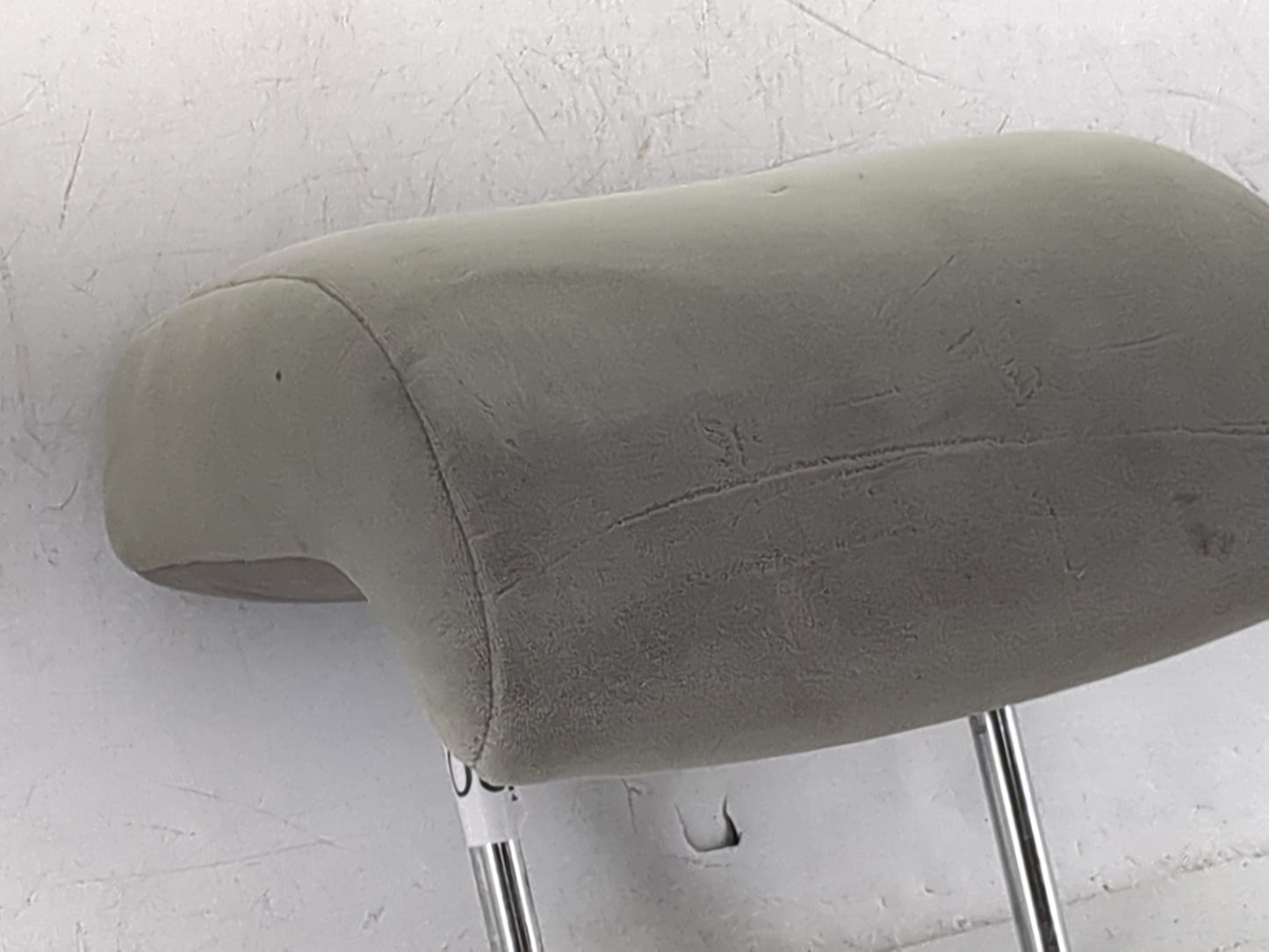 2007 Toyota Camry Headrest Head Rest Front Driver Passenger Seat Fits OEM Used Auto Parts - Oemusedautoparts1.com