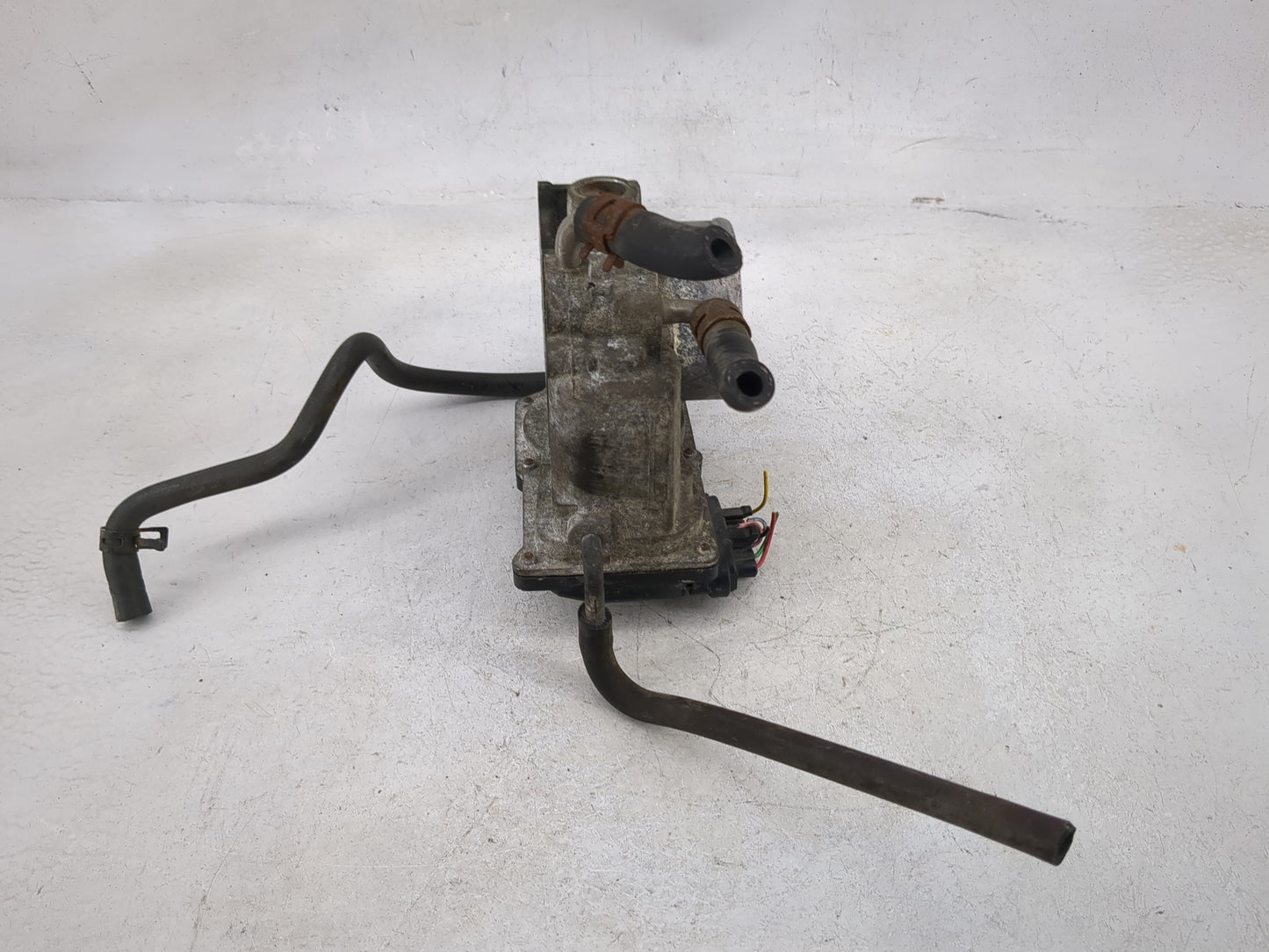 2007-2011 Toyota Camry Throttle Body P/N:22030-0H030 Fits Fits 2006 2007 2008 2009 2010 2011 2012 2013 2014 2015 OEM Used Au