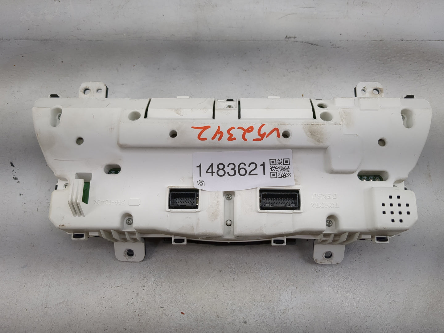 2007 Toyota Camry Instrument Cluster Speedometer Gauges P/N:83800-33B50 257430-3704 Miles: Fits OEM Used Auto Parts - Oemuse