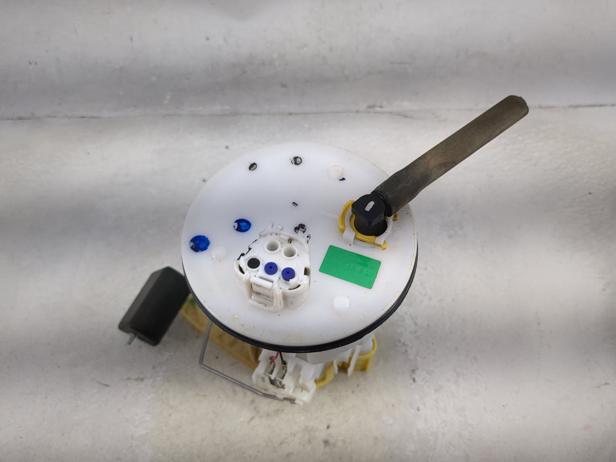 2007-2011 Toyota Camry Electrical Gas Fuel Pump Assembly 1492848 - Oemusedautoparts1.com