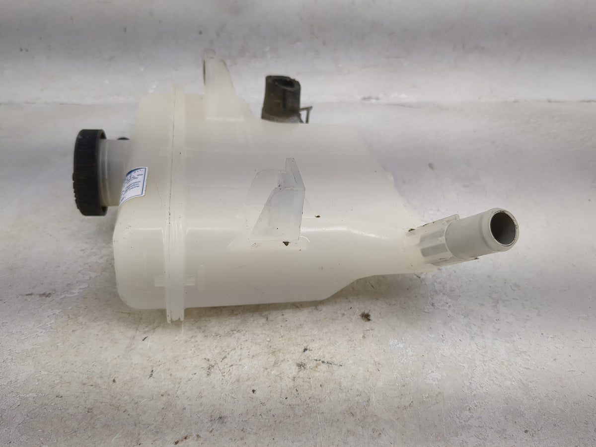 2007-2011 Toyota Camry Radiator Coolant Overflow Expansion Tank Bottle 1494377 - Oemusedautoparts1.com