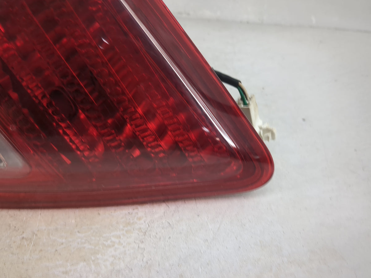 2007-2009 Toyota Camry Passenger Right Side Deck Lid Mounted Tail Light 1512543 - Oemusedautoparts1.com