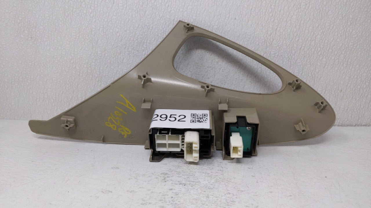 2007 Toyota Camry Passeneger Right Power Window Switch 74231-06170 - Oemusedautoparts1.com