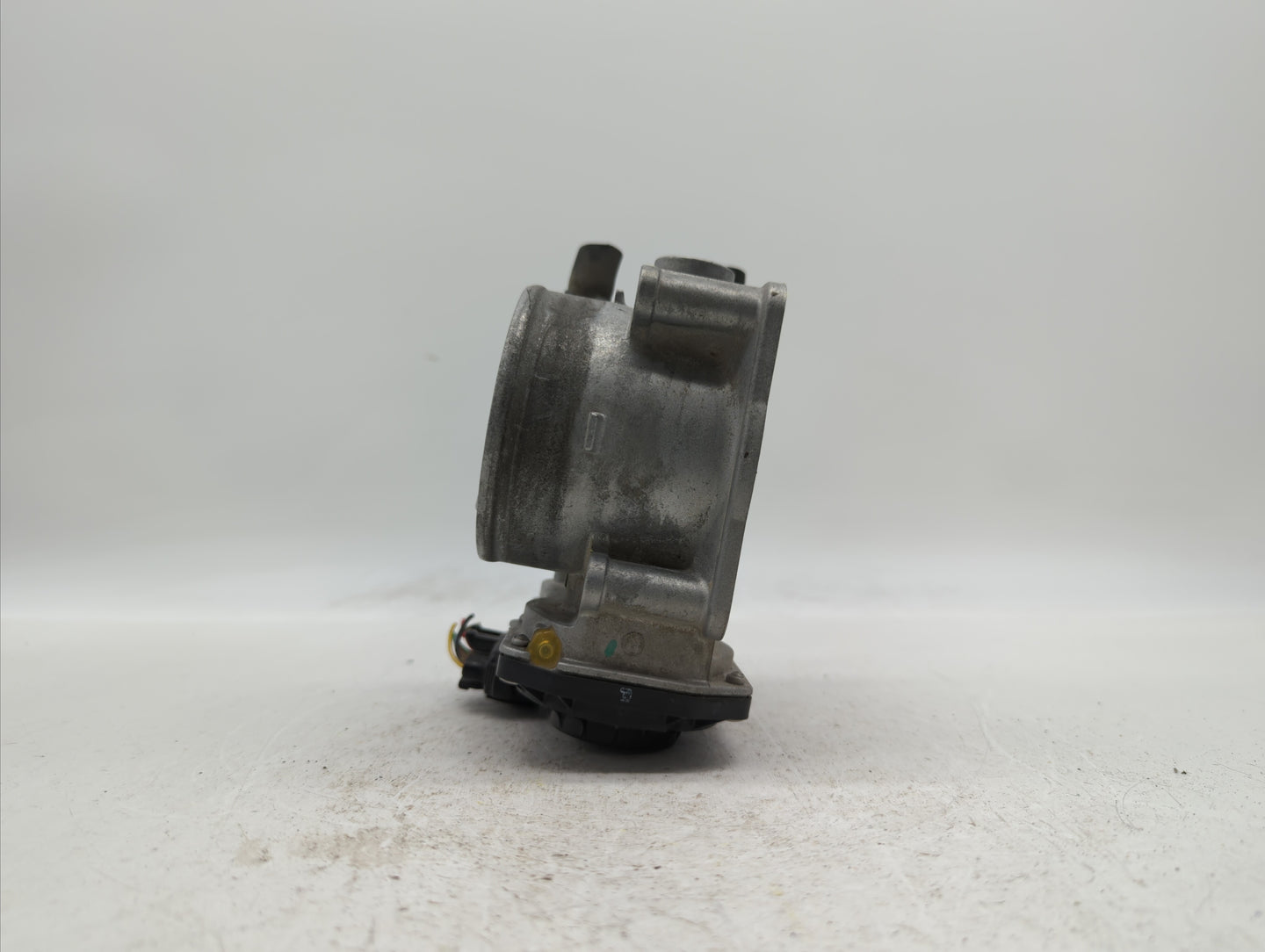 2007-2017 Toyota Camry Throttle Body P/N:22030-0P050 22030-31030 Fits OEM Used Auto Parts - Oemusedautoparts1.com