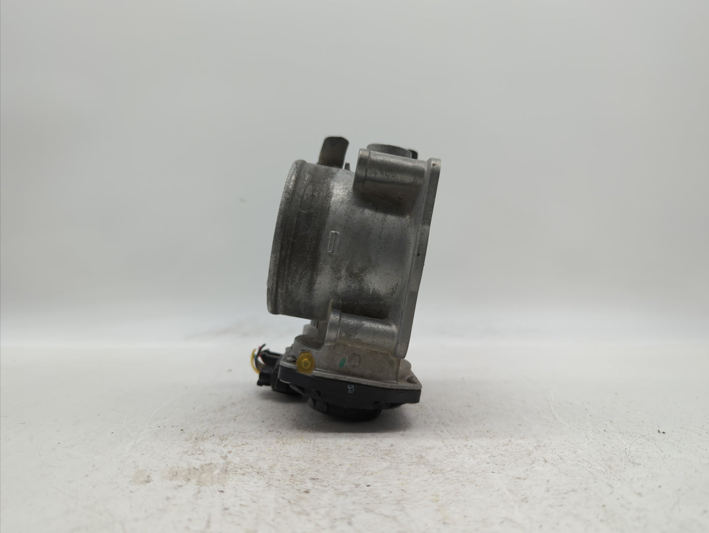 2007-2017 Toyota Camry Throttle Body P/N:22030-0P050 22030-31030 Fits OEM Used Auto Parts - Oemusedautoparts1.com