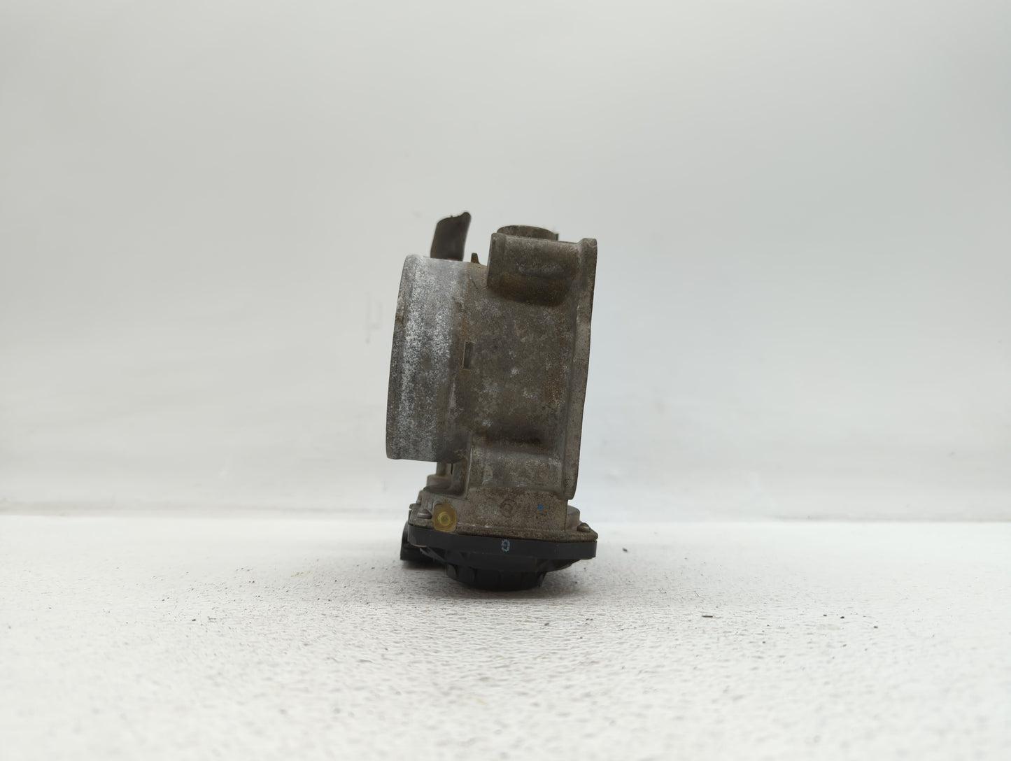 2007-2017 Toyota Camry Throttle Body P/N:22030-0P050 22030-31030 Fits OEM Used Auto Parts - Oemusedautoparts1.com