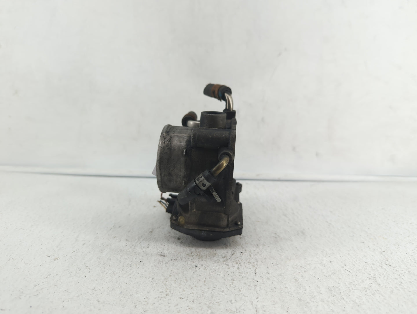 2007-2011 Toyota Camry Throttle Body P/N:22030-0H030 Fits Fits 2006 2007 2008 2009 2010 2011 2012 2013 2014 2015 OEM Used Au