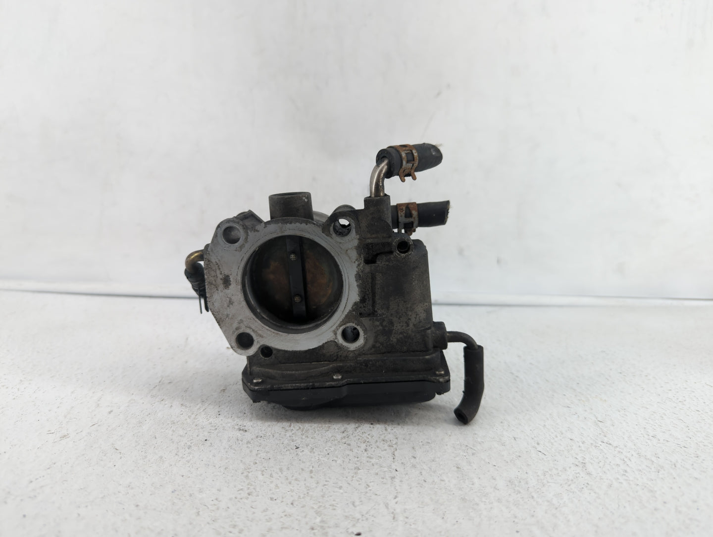 2007-2011 Toyota Camry Throttle Body P/N:22030-0H030 Fits Fits 2006 2007 2008 2009 2010 2011 2012 2013 2014 2015 OEM Used Au
