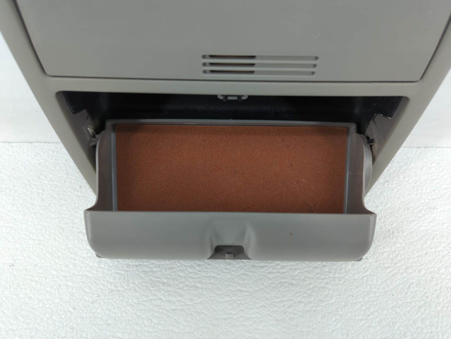 2007 Toyota Camry Overhead Console W/rear Climate Control Grey - Oemusedautoparts1.com