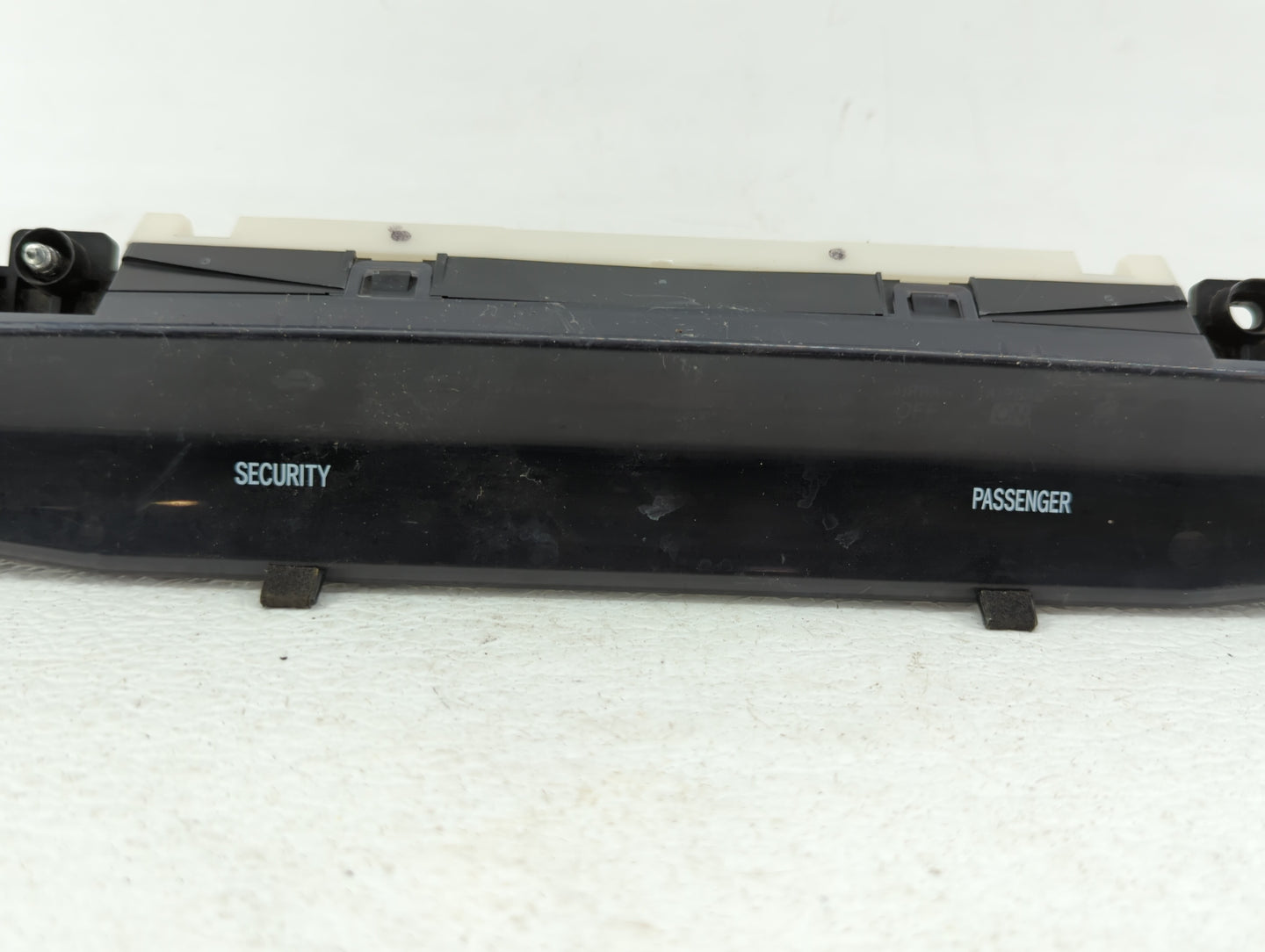 2007 Toyota Camry Digitial Dash Clock P/N:83910-33170 55952-06010, 55981-06040, 83910-06100 Fits OEM Used Auto Parts - Oemus