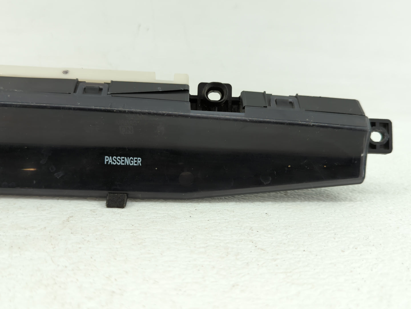 2007 Toyota Camry Digitial Dash Clock P/N:83910-33170 55952-06010, 55981-06040, 83910-06100 Fits OEM Used Auto Parts - Oemus