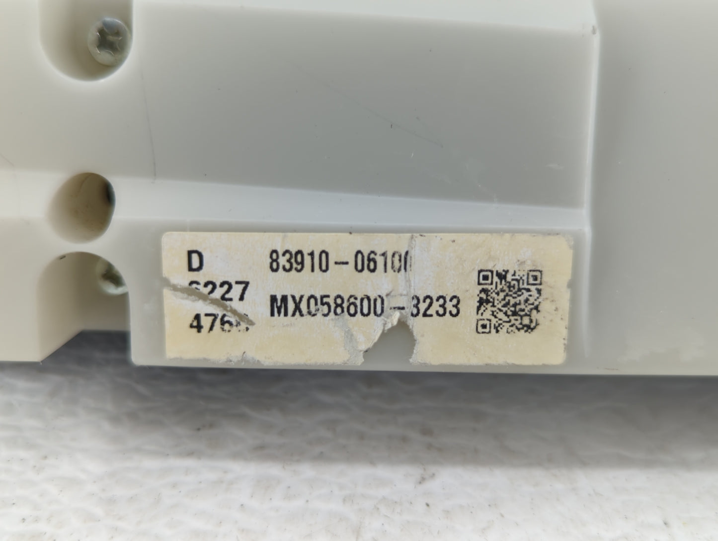 2007 Toyota Camry Digitial Dash Clock P/N:83910-33170 55952-06010, 55981-06040, 83910-06100 Fits OEM Used Auto Parts - Oemus