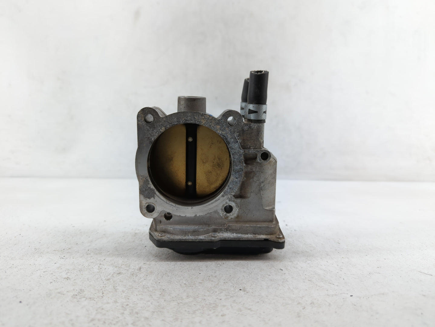 2007-2017 Toyota Camry Throttle Body P/N:22030-0P050 22030-31030 Fits OEM Used Auto Parts - Oemusedautoparts1.com