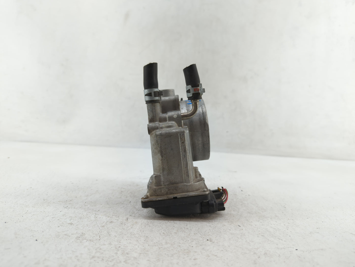 2007-2017 Toyota Camry Throttle Body P/N:22030-0P050 22030-31030 Fits OEM Used Auto Parts - Oemusedautoparts1.com