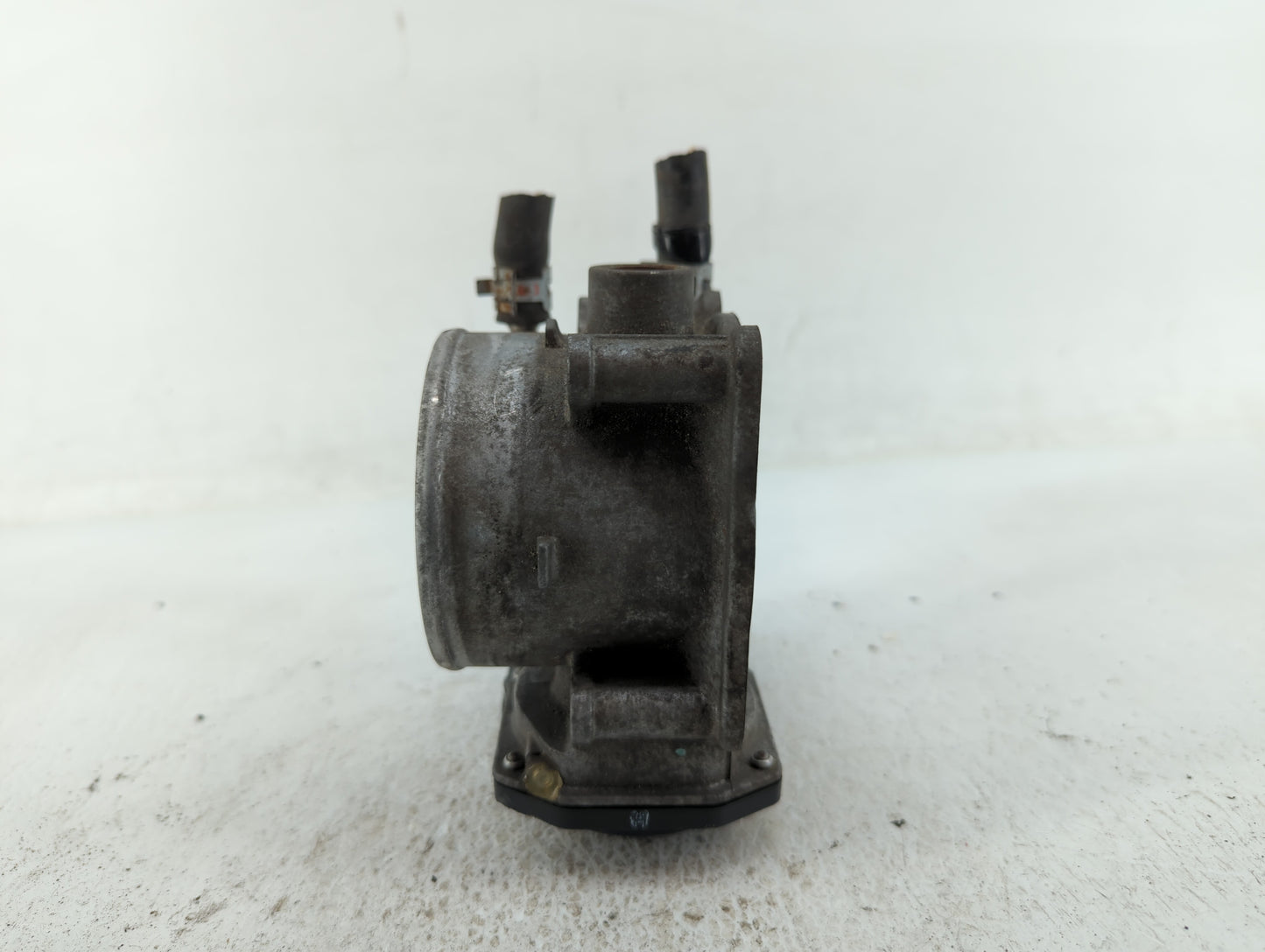 2007-2017 Toyota Camry Throttle Body P/N:22030-0P050 22030-31030 Fits OEM Used Auto Parts - Oemusedautoparts1.com