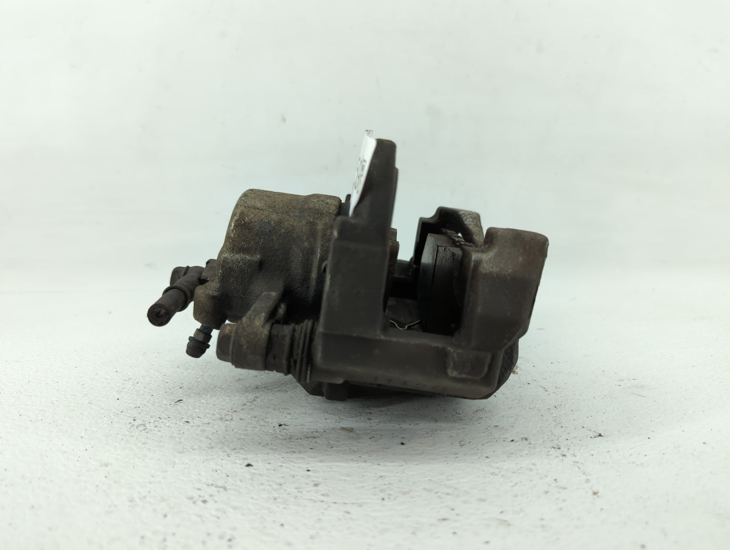 2007-2011 Toyota Camry Front Driver Left Brake Caliper - Oemusedautoparts1.com