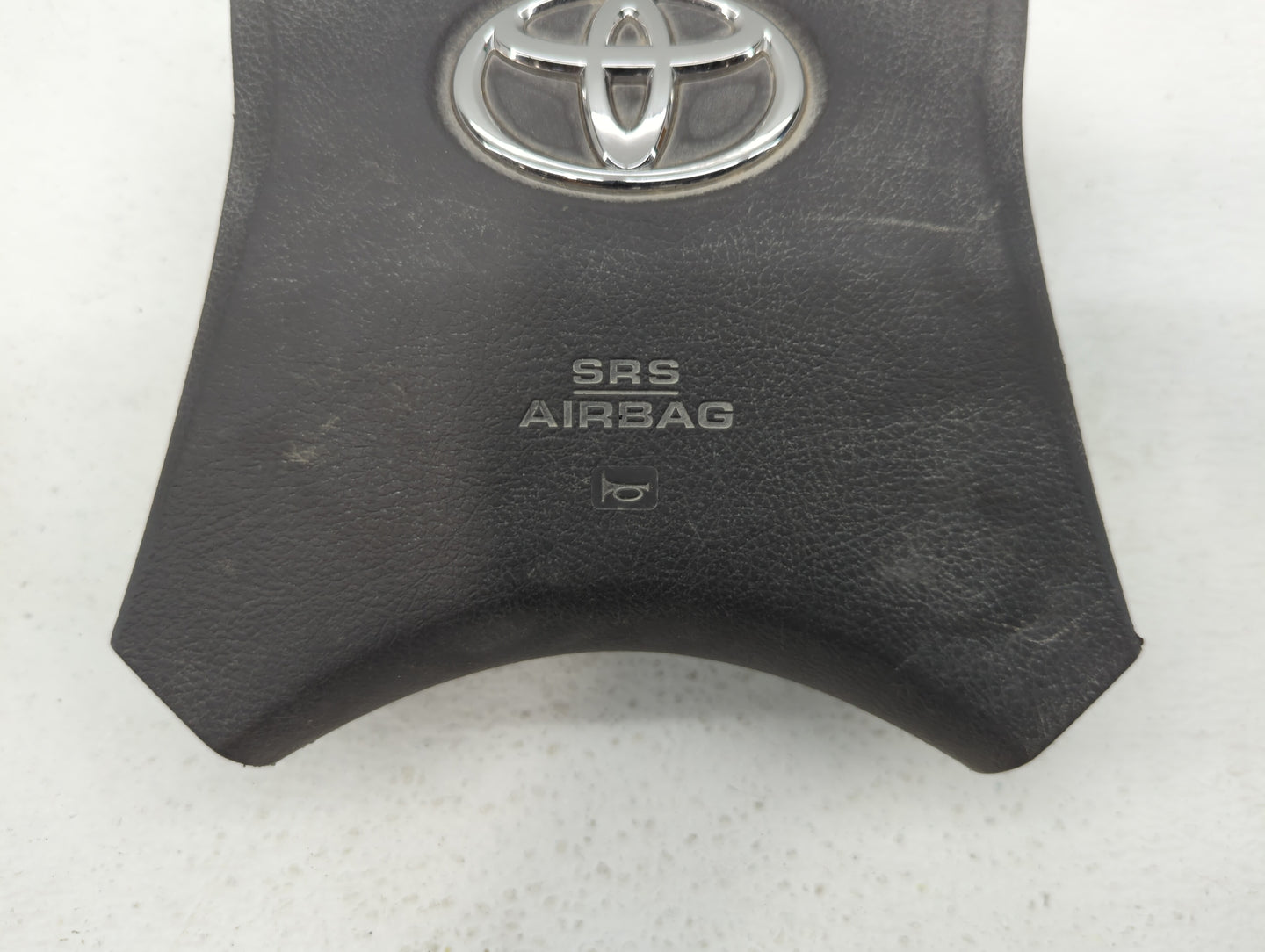 2007-2011 Toyota Camry Air Bag Driver Left Steering Wheel Mounted Fits Fits 2007 2008 2009 2010 2011 OEM Used Auto Parts - O