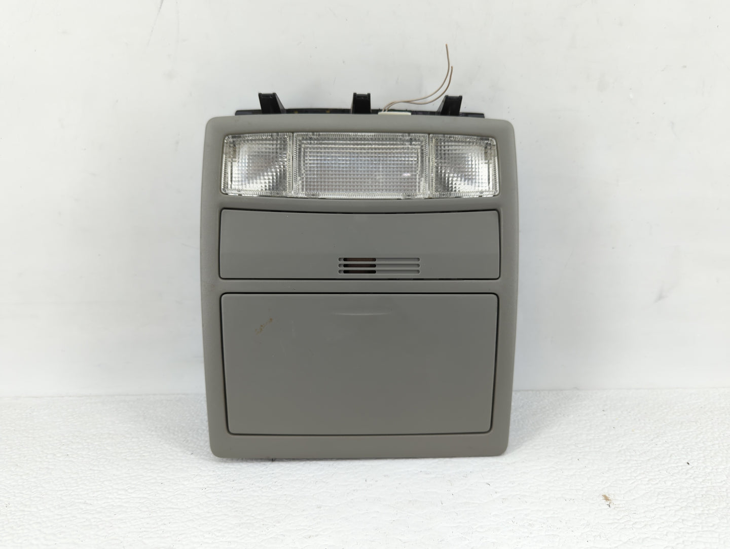 2007 Toyota Camry Overhead Roof Console Grey - Oemusedautoparts1.com