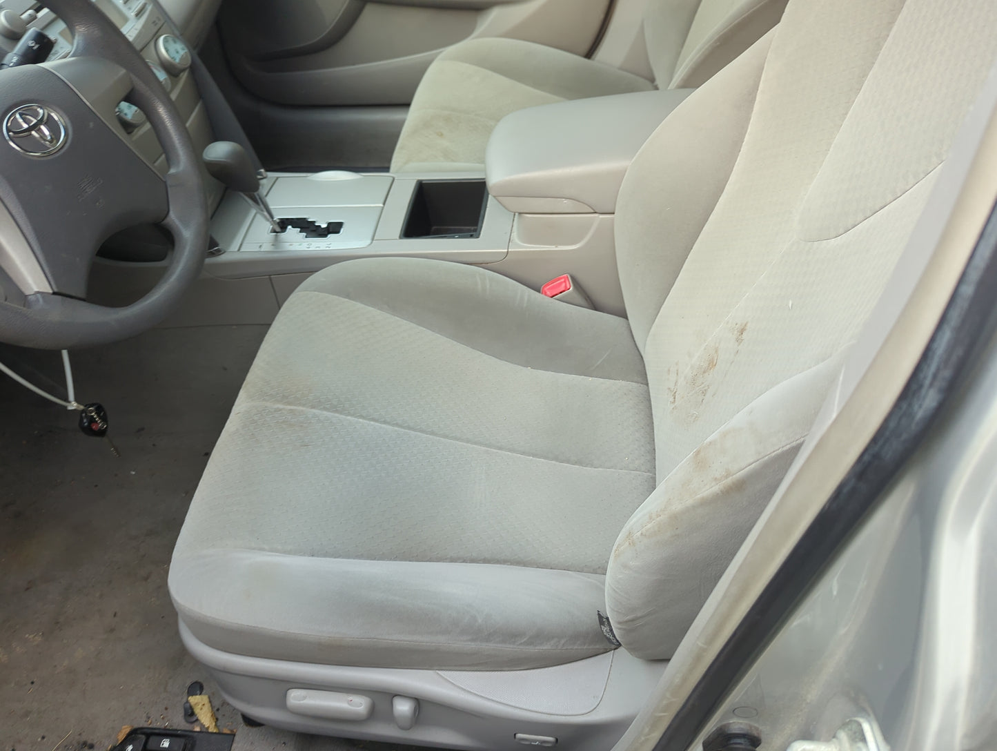 2007-2009 Toyota Camry Driver Front Seat Oem 5010588 - Oemusedautoparts1.com