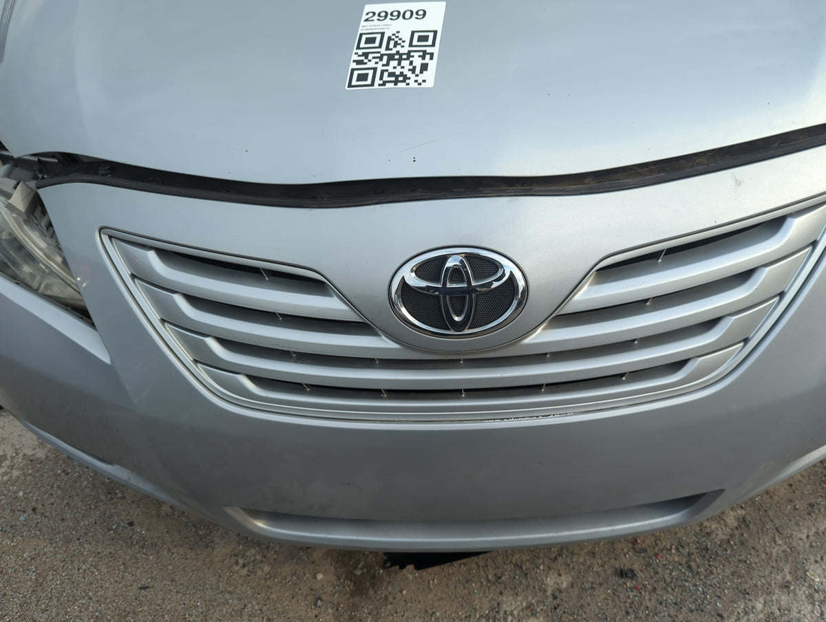 2007-2009 Toyota Camry Front Grille Bumper Not Included 5010670 - Oemusedautoparts1.com