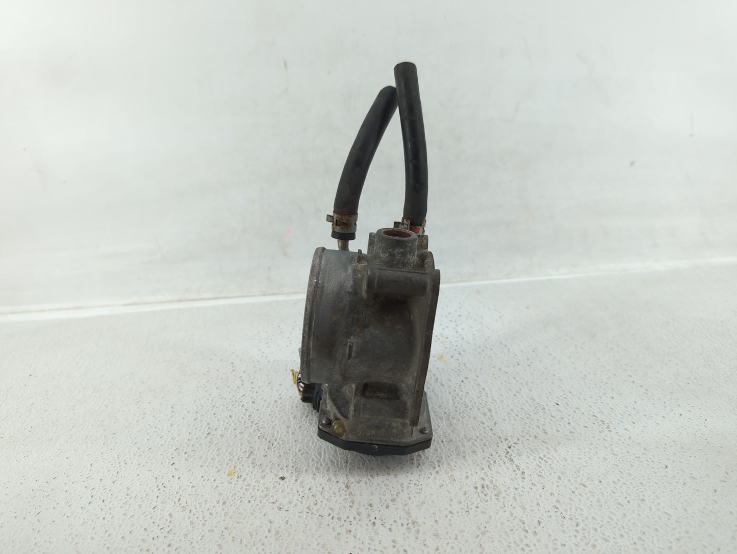 2007-2017 Toyota Camry Throttle Body P/N:22030-0P050 Fits OEM Used Auto Parts - Oemusedautoparts1.com