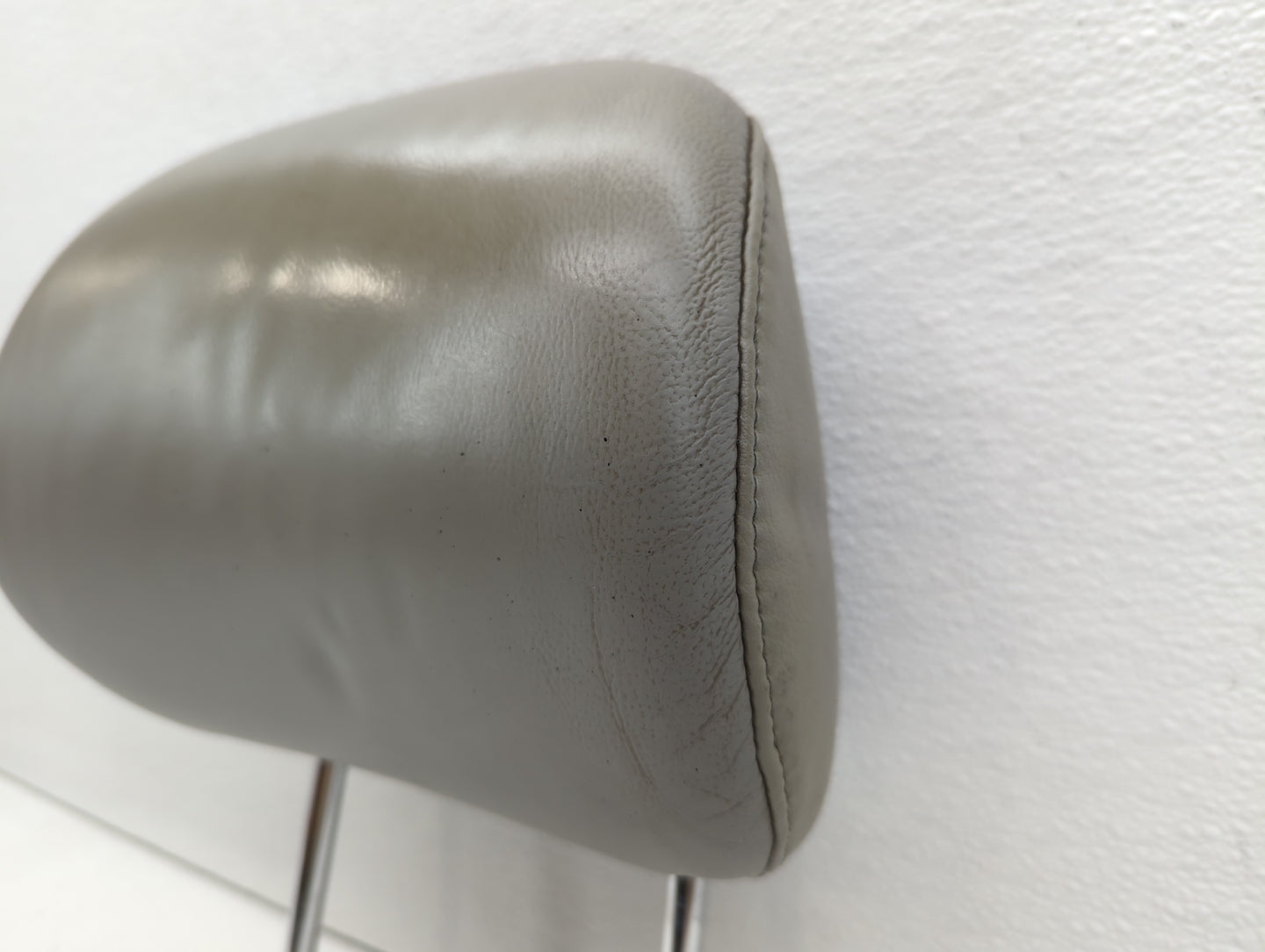 2007-2008 Toyota Camry Headrest Head Rest Front Driver Passenger Seat - Oemusedautoparts1.com