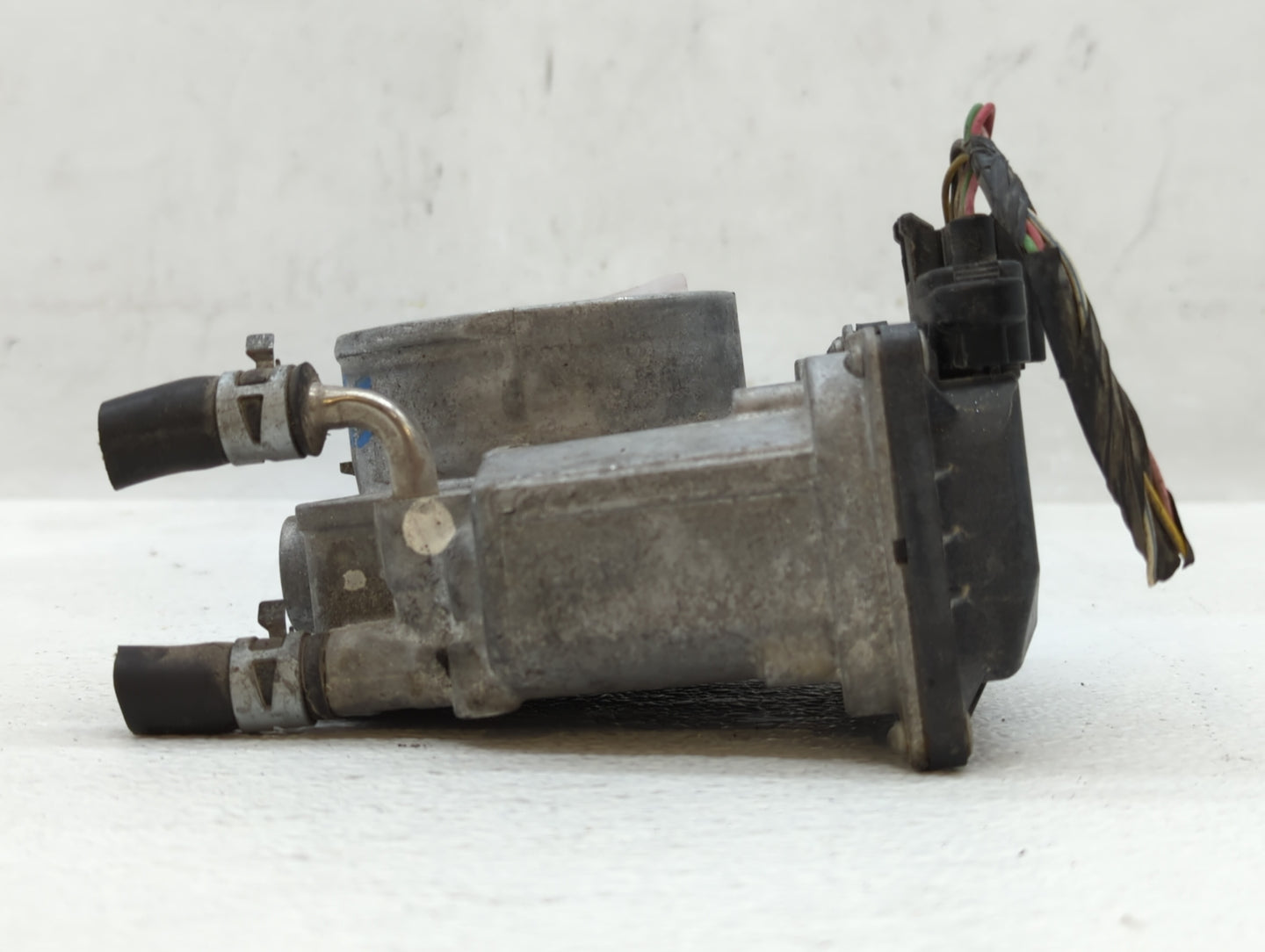 2007-2017 Toyota Camry Throttle Body P/N:22030-0V050 Fits OEM Used Auto Parts - Oemusedautoparts1.com