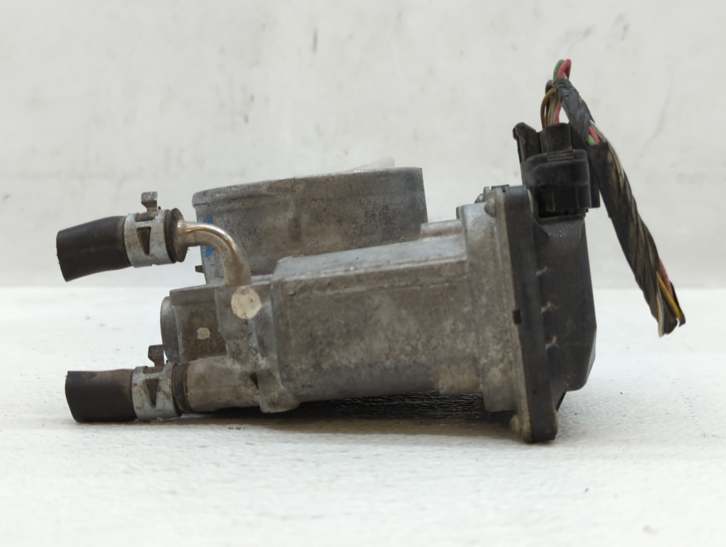 2007-2017 Toyota Camry Throttle Body P/N:22030-0V050 Fits OEM Used Auto Parts - Oemusedautoparts1.com