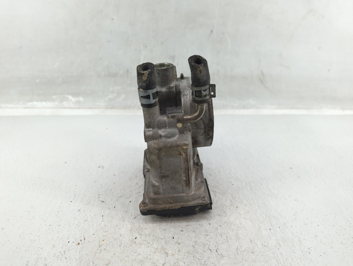 2007-2017 Toyota Camry Throttle Body P/N:22030-0P050 Fits OEM Used Auto Parts - Oemusedautoparts1.com