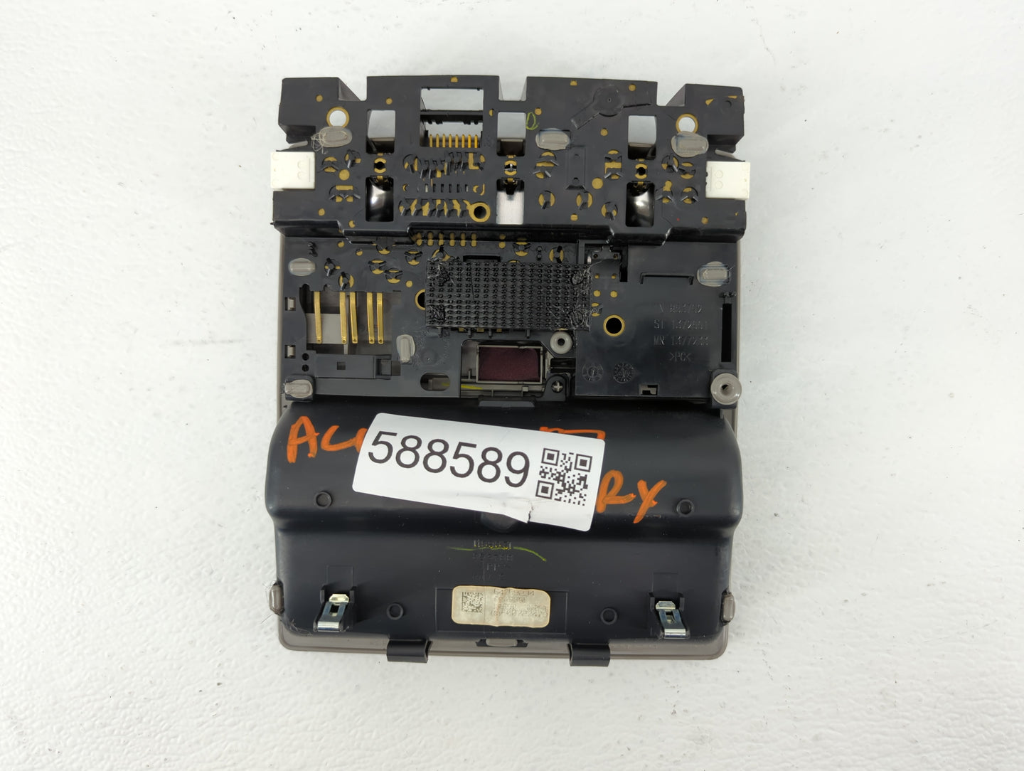 2007 Toyota Camry Overhead Roof Console - Oemusedautoparts1.com