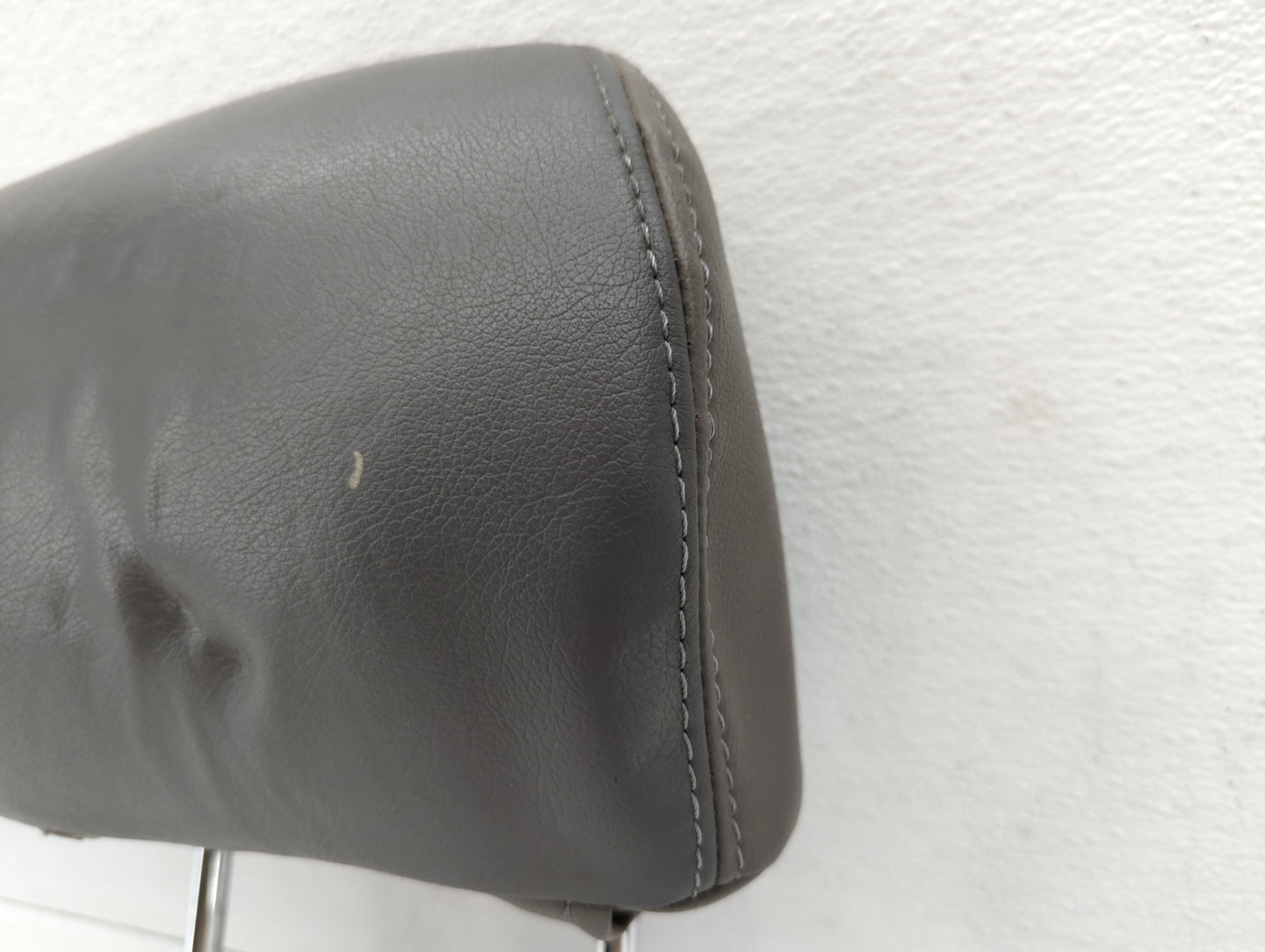 2007-2008 Toyota Camry Headrest Head Rest Front Driver Passenger Seat Fits Fits 2007 2008 OEM Used Auto Parts - Oemusedautop