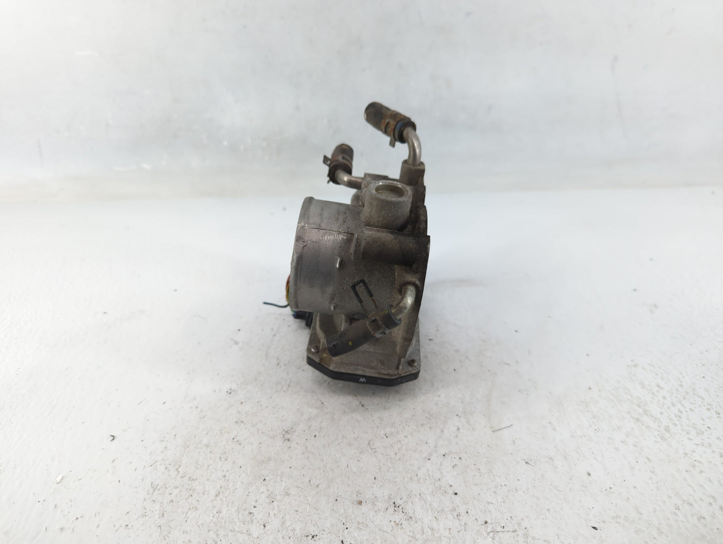 2007-2011 Toyota Camry Throttle Body P/N:22030-0H030 Fits Fits 2006 2007 2008 2009 2010 2011 2012 2013 2014 2015 OEM Used Au