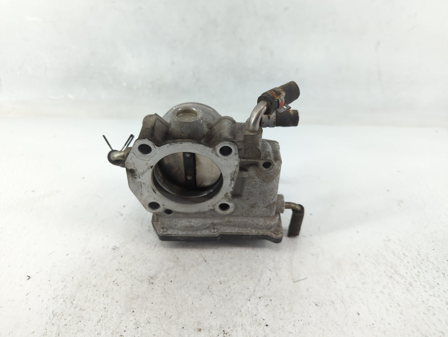 2007-2011 Toyota Camry Throttle Body P/N:22030-0H030 Fits Fits 2006 2007 2008 2009 2010 2011 2012 2013 2014 2015 OEM Used Au