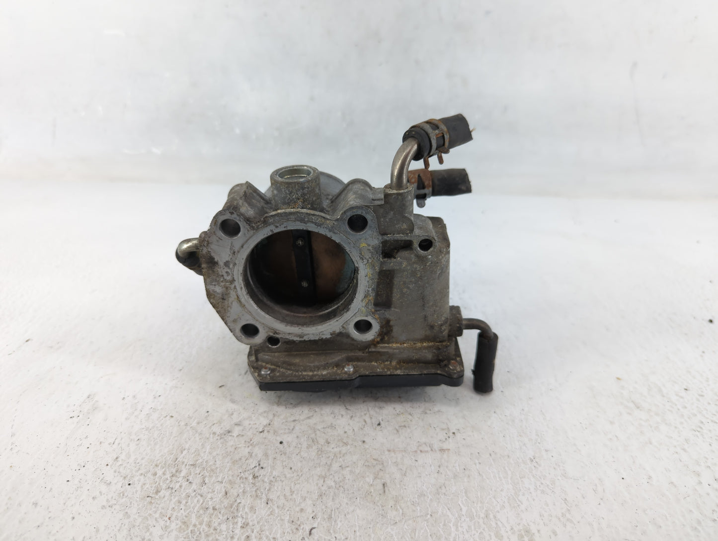 2007-2011 Toyota Camry Throttle Body P/N:22030-0H030 Fits Fits 2006 2007 2008 2009 2010 2011 2012 2013 2014 2015 OEM Used Au
