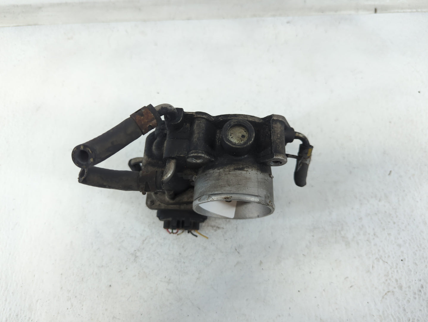 2007-2011 Toyota Camry Throttle Body P/N:22030-0H030 Fits Fits 2006 2007 2008 2009 2010 2011 2012 2013 2014 2015 OEM Used Au