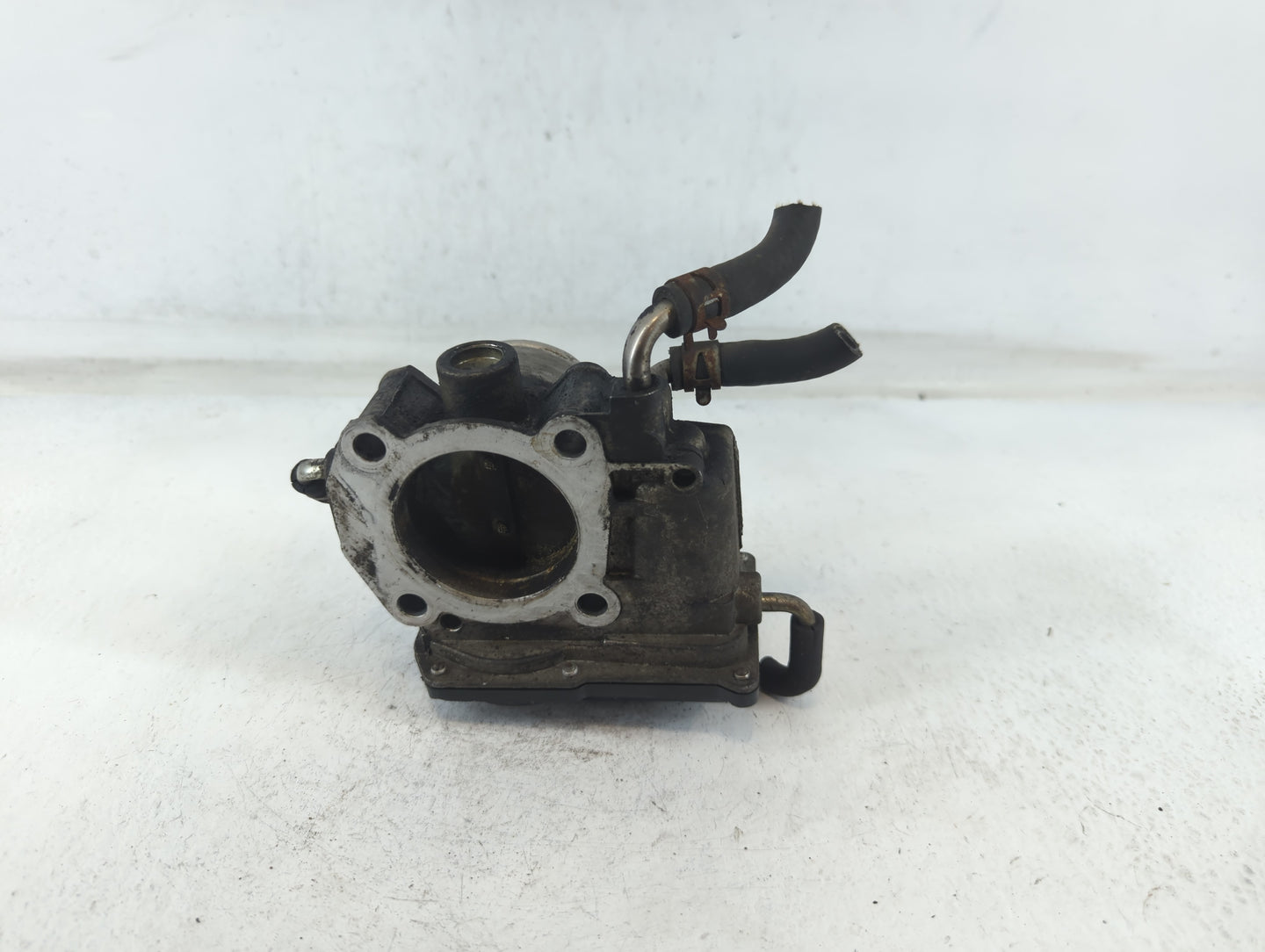 2007-2011 Toyota Camry Throttle Body P/N:22030-0H030 Fits Fits 2006 2007 2008 2009 2010 2011 2012 2013 2014 2015 OEM Used Au